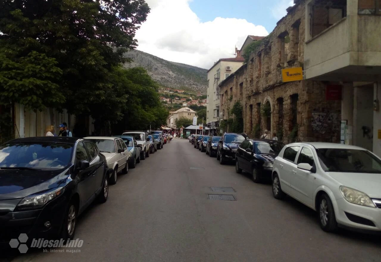 Mostar: Četvorica napala mladića dok je čekao taksi