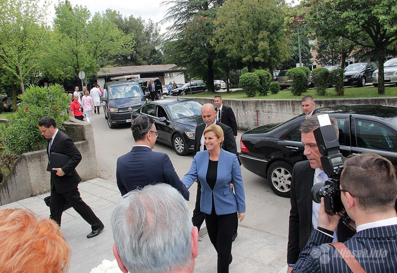 Grabar-Kitarović za svaki trenutak, Čović za projekt B