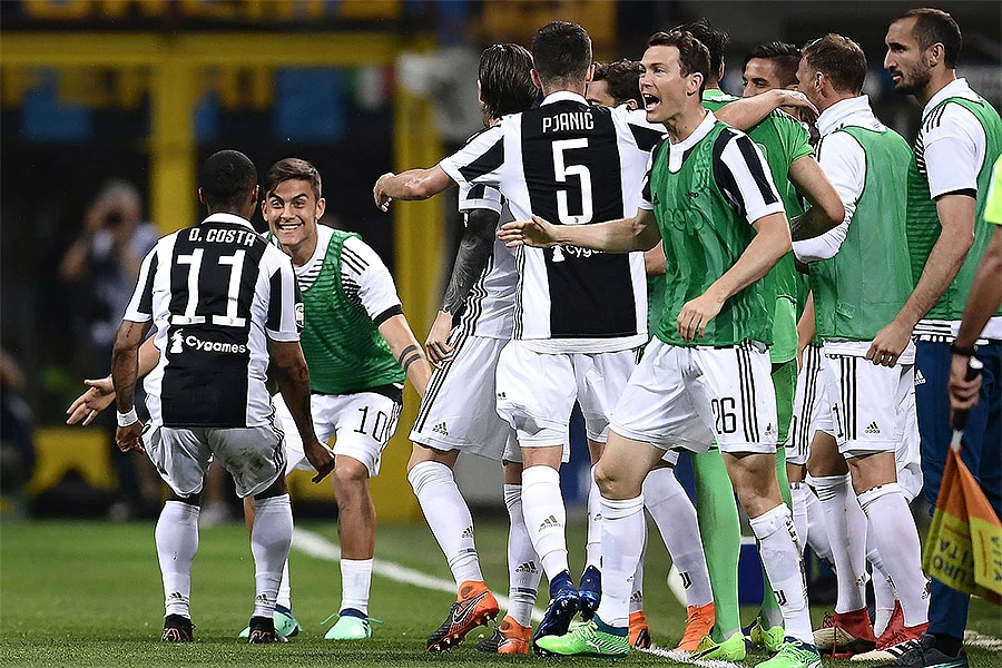 Juventus bodom u Rimu potvrdio sedmi uzastopni naslov