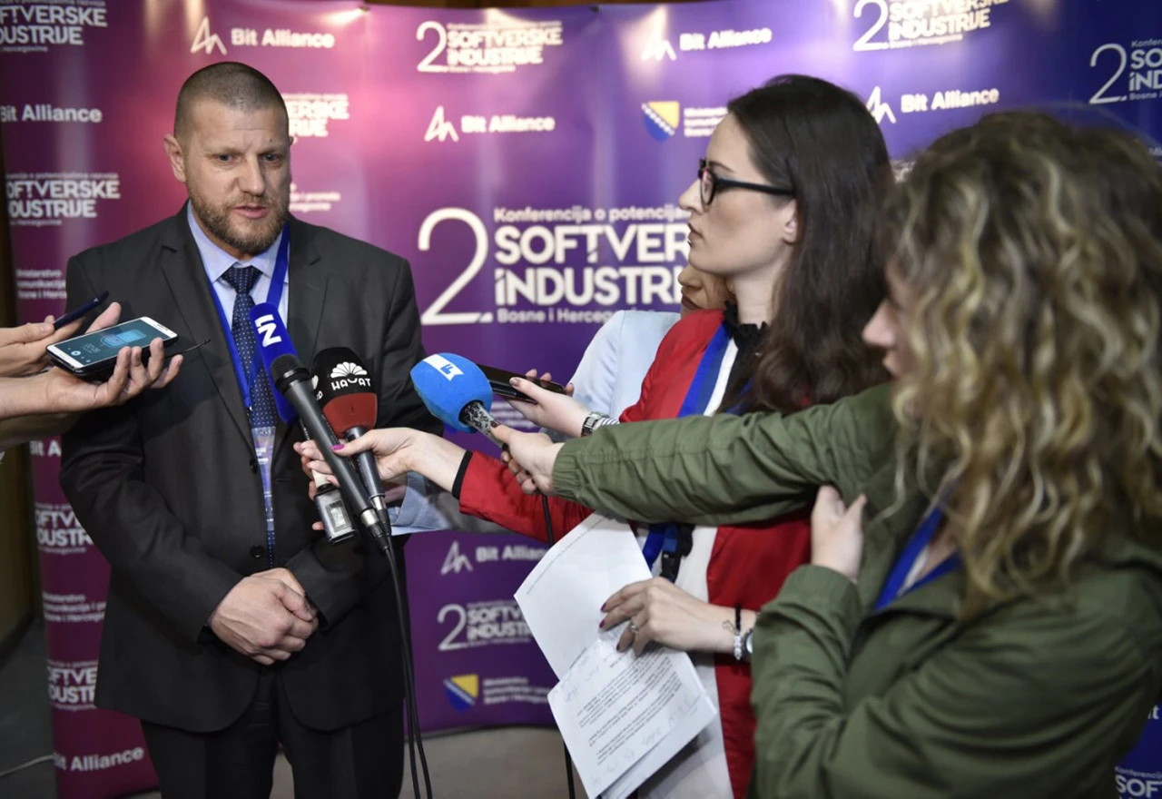 U BiH trenutno nedostaje 6.000 IT radnika