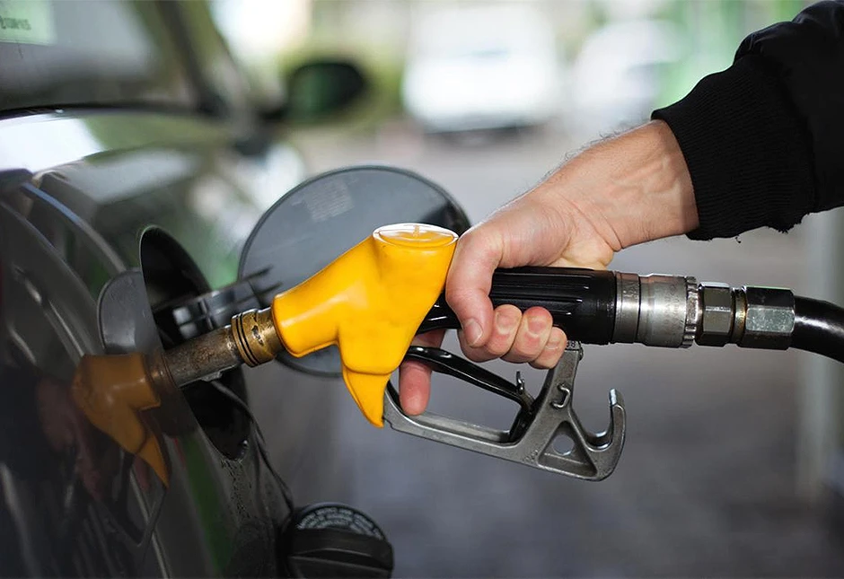 Znate li gdje ide 0,01 KM od cijene litre goriva?