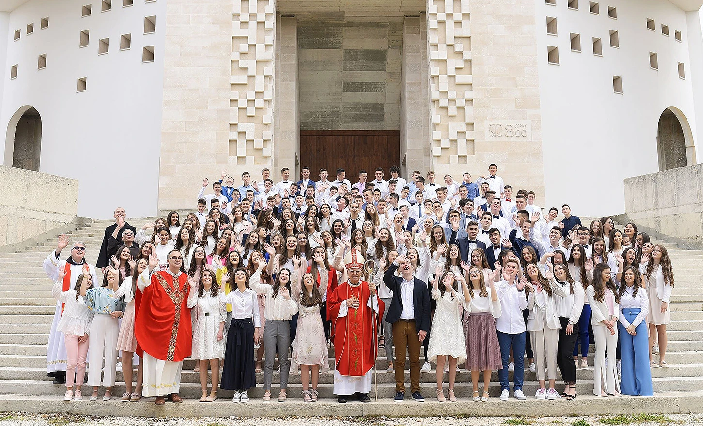 Posušje: Krizmalo se 148 mladih
