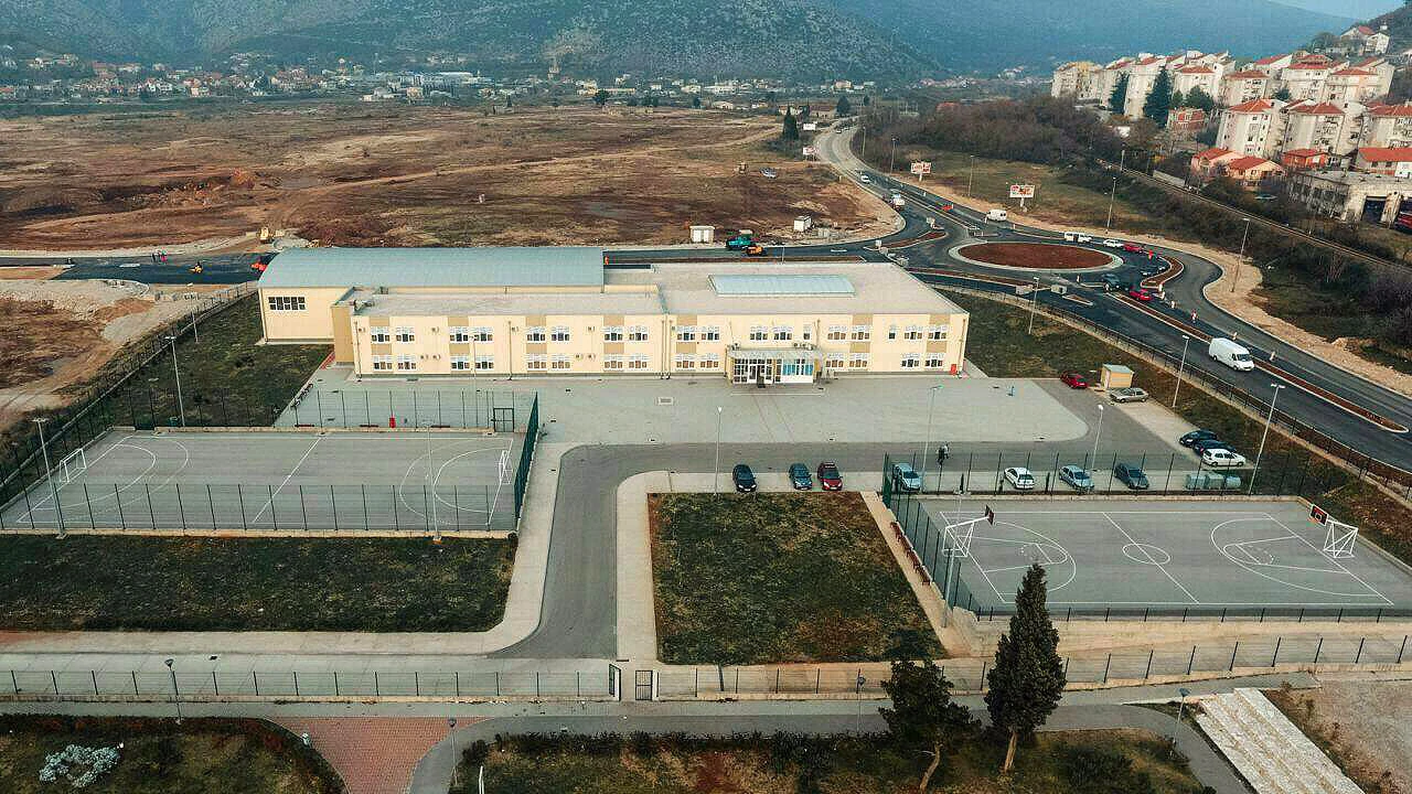 Mostarski osnovci omogućili ekskurziju učenicima iz Srebrenice