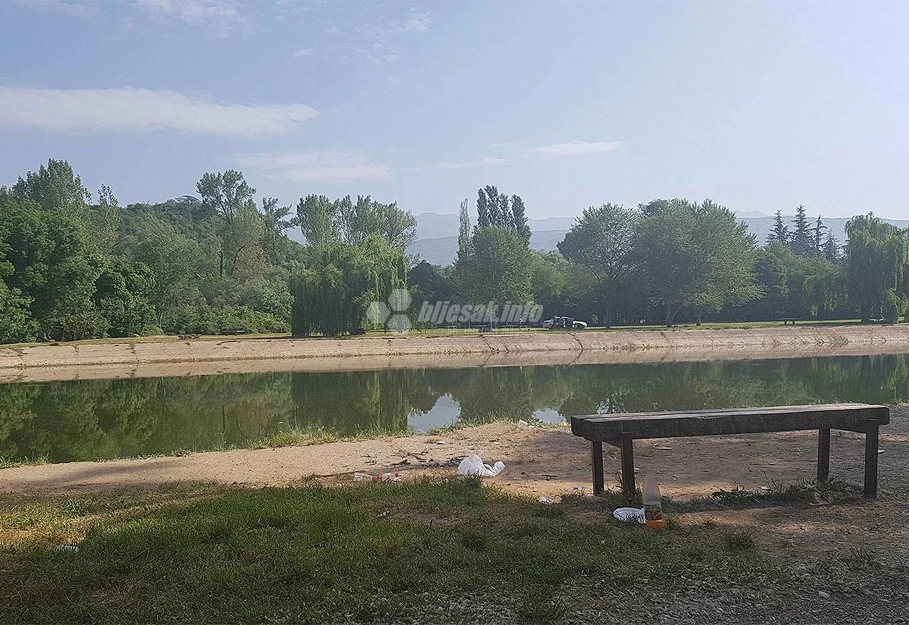 FOTO| Bunica nakon roštiljanja: Smeće pokupljeno na hrpe