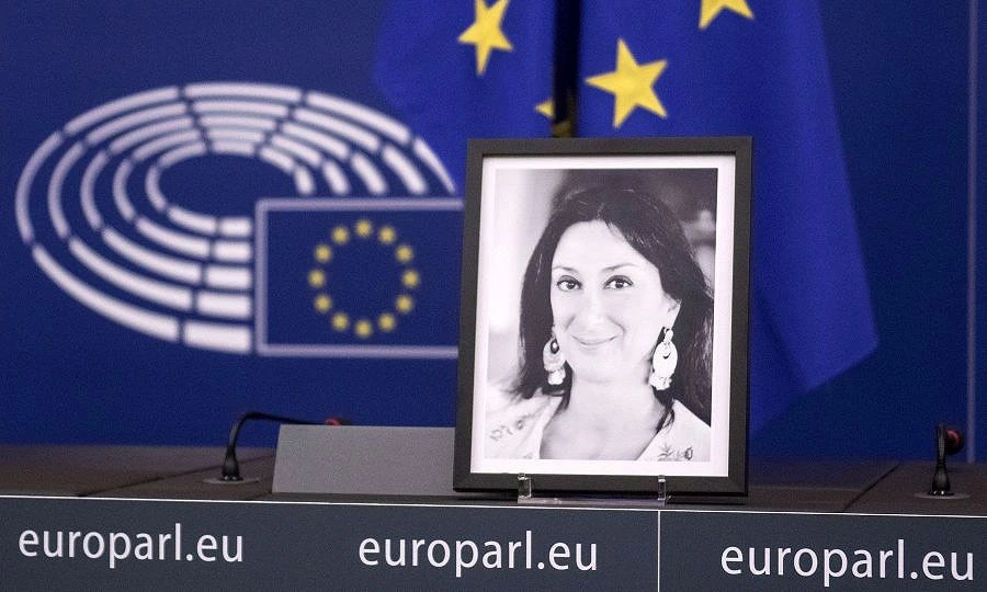 Tisuće osoba na Malti tražilo pravdu za ubijenu novinarku