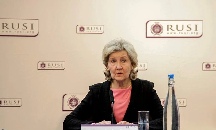 Hutchison: BiH je na pravom putu