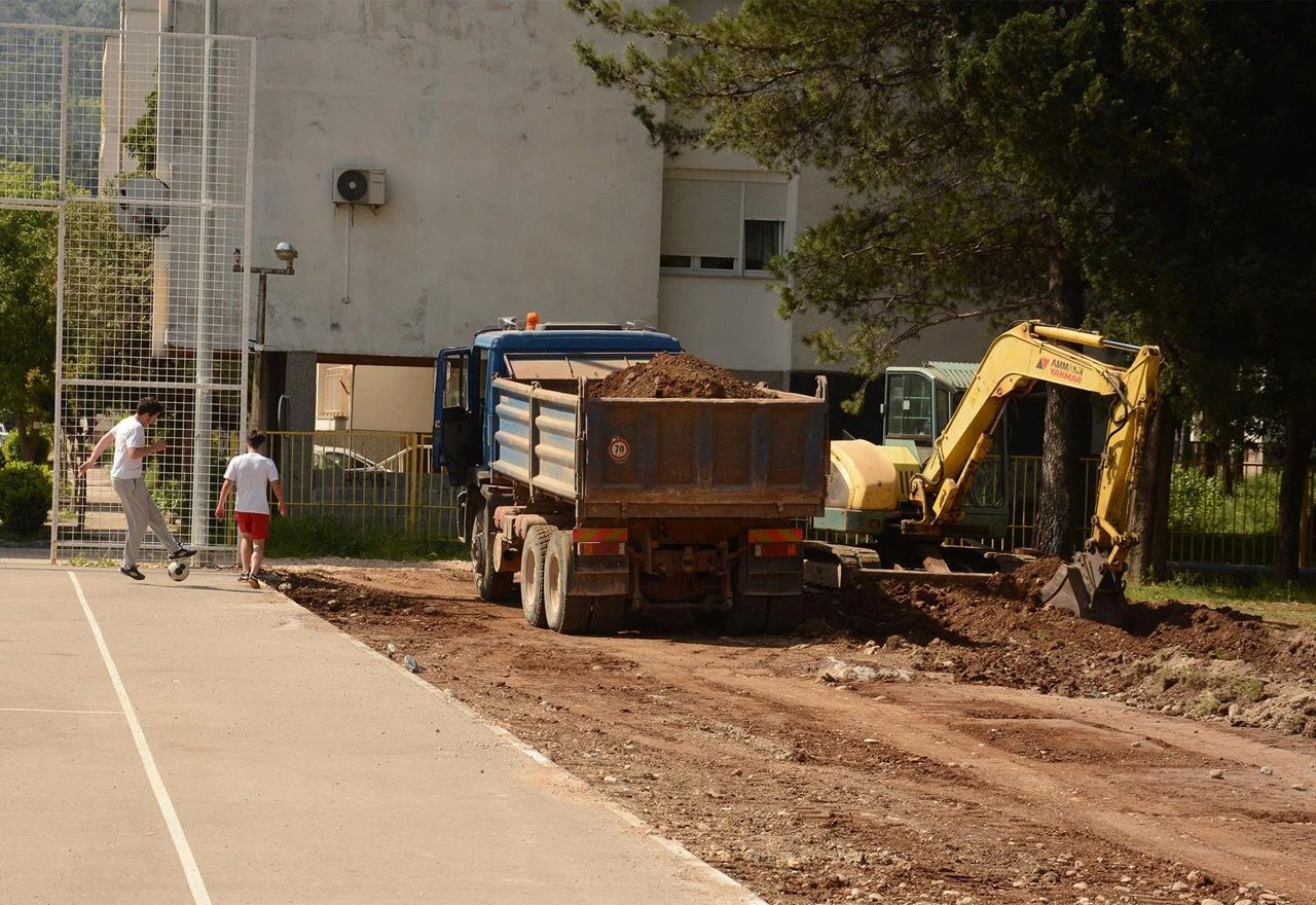 Mostar: Gradi se tribina sa 1.000 mjesta i svlačionicama za Ligu mjesnih zajednica