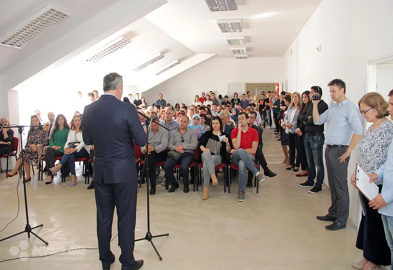 Mostar: Mašinsko-saobraćajna škola obilježila svoj dan