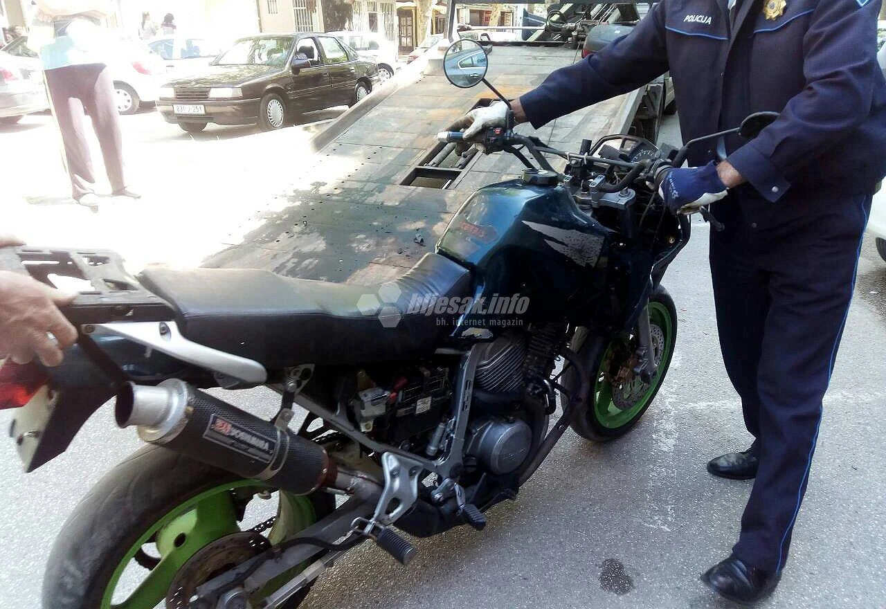 Mostar: Motocikl udario pješakinju, zadobila teže ozljede