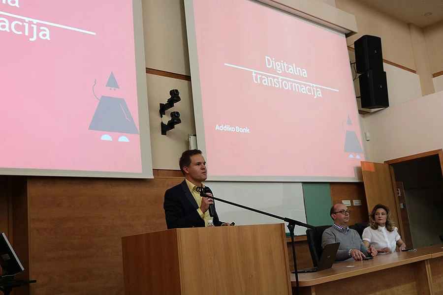 Mostar: Predstavljena digitalna transformacija poslovanja Addiko banke