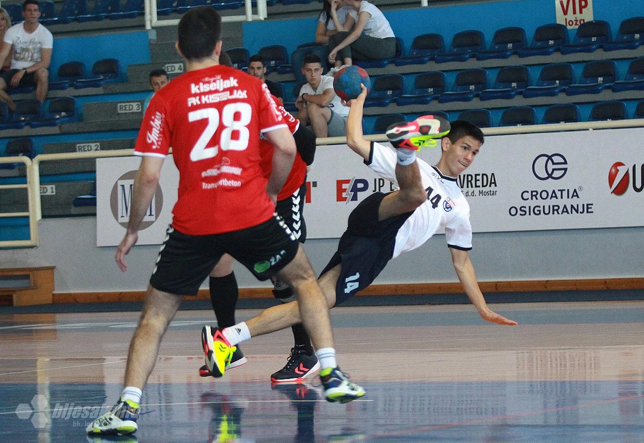 Opća tučnjava: 27 sekundi prije kraja prekinuta utakmica Širokog i Kiseljaka