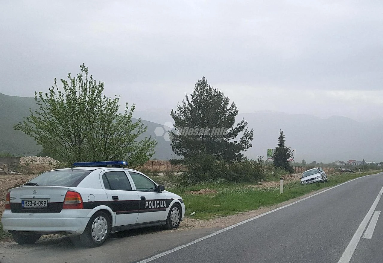 Mostar: Dvije osobe ozlijeđene u prometnoj nesreći