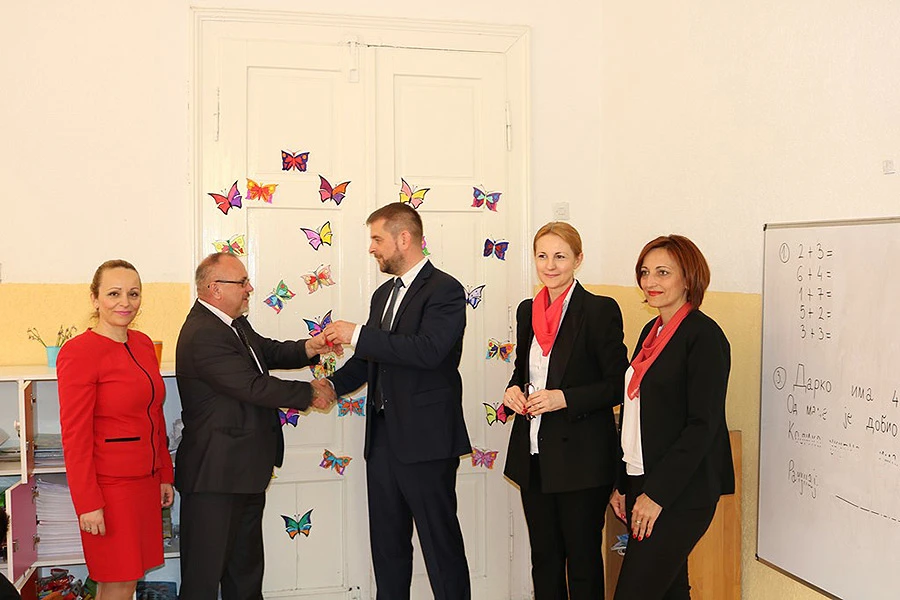Donacija Addiko Banke za nabavku školskog namještaja 
