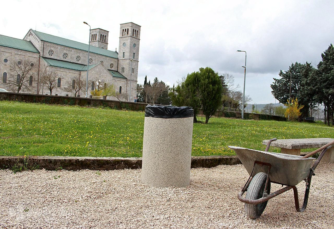 Uređuje se Park fra Didaka Buntića u Širokom Brijegu