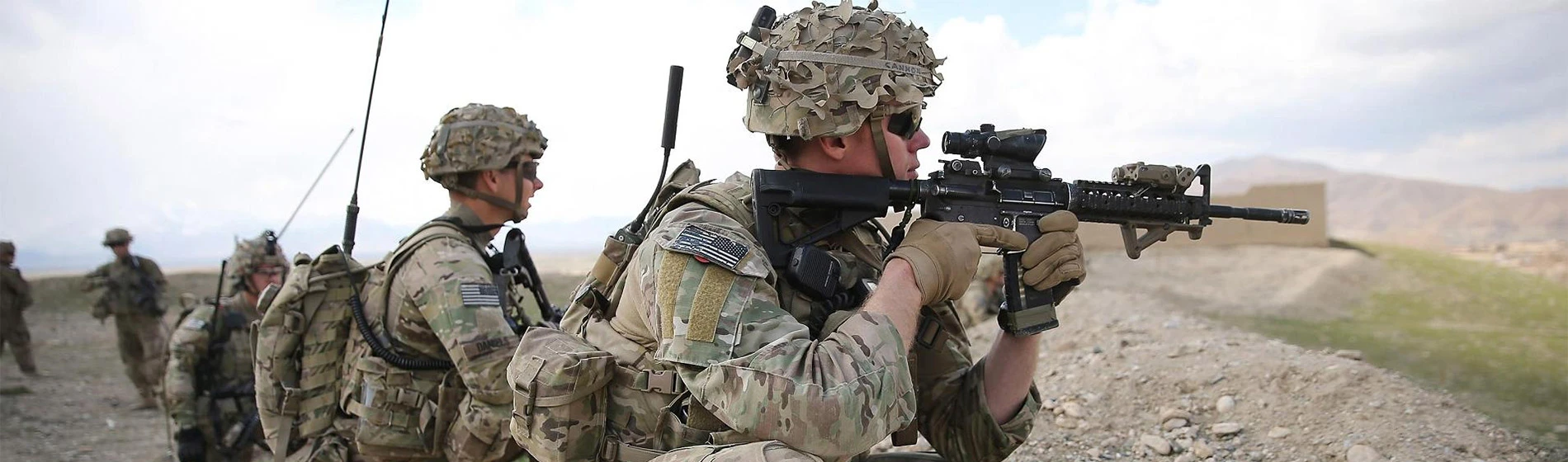 Sirijska vojska zarobila britanske vojnike, Britanija negira