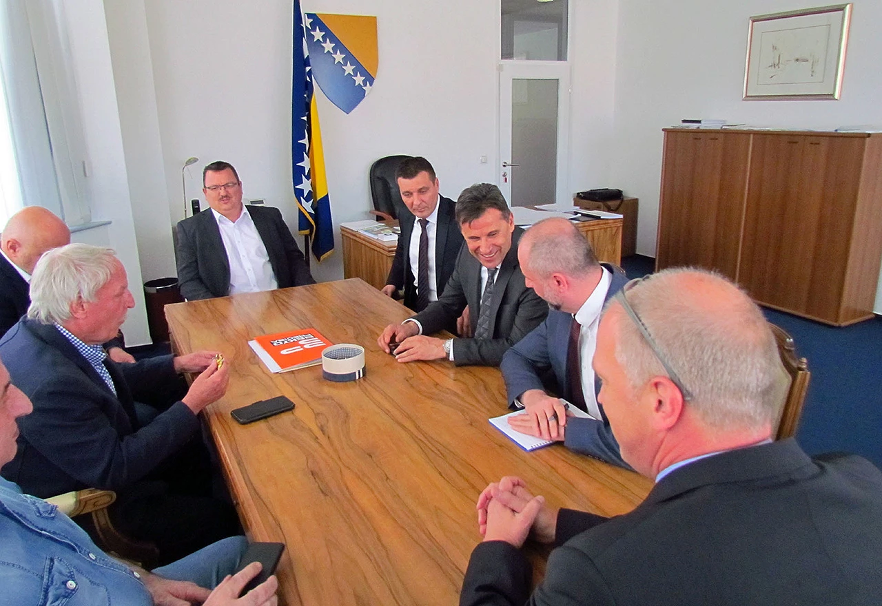 Novalić želi privući investitore: Smanjit će se opterećenja gospodarstvenicima