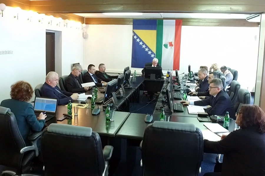 Vlada Središnje Bosne razmatra ponovno povećanje satnica medicinara