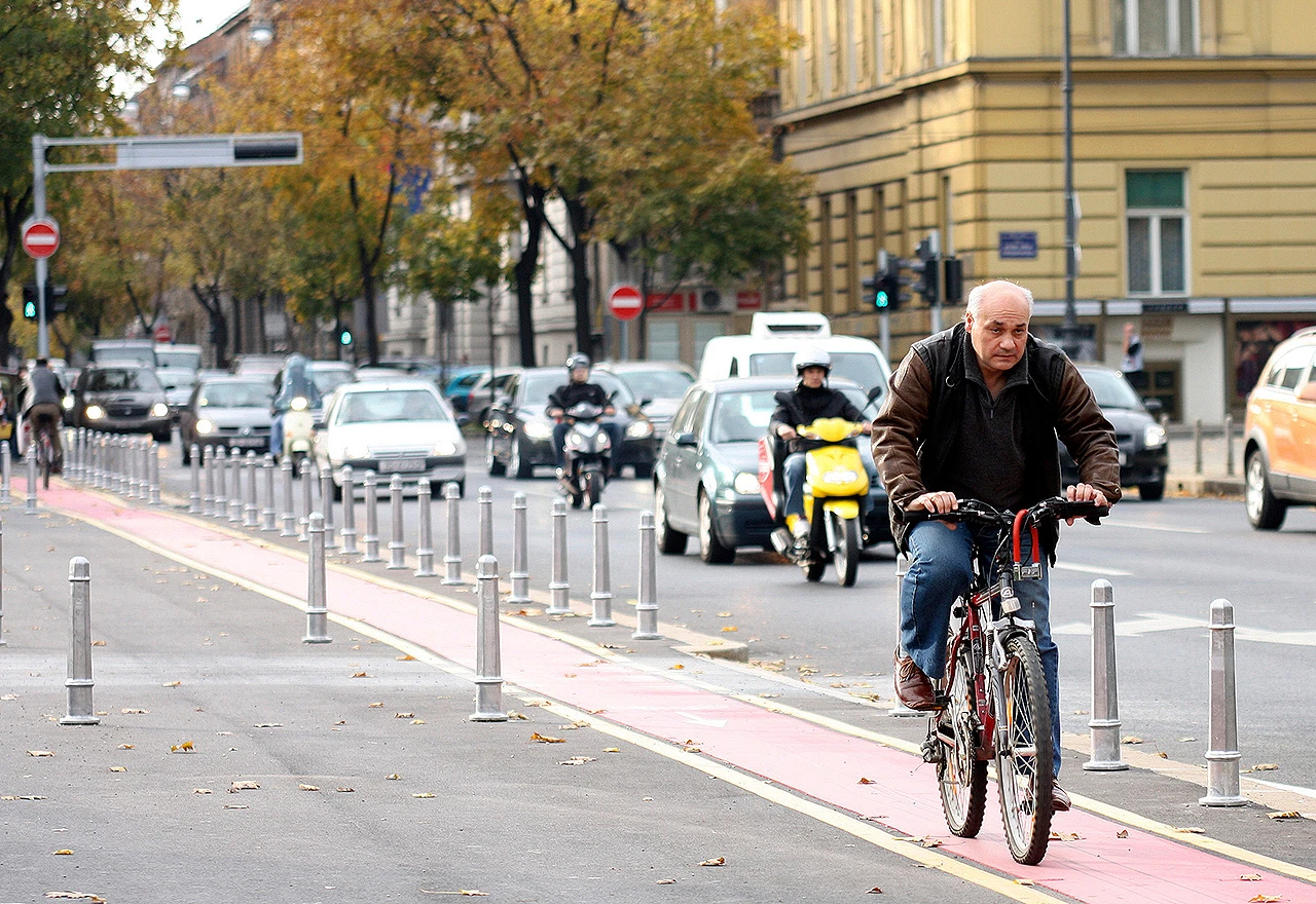 Pojačan broj motociklista i biciklista u prometu