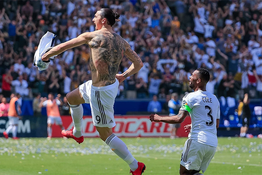 Zlatanov show: Ušao na 1:3 pa spektakularno zabio za pobjedu Galaxyja!