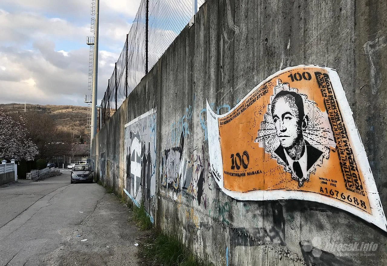 Široki Brijeg: Na Pecari osvanulo 100 maraka