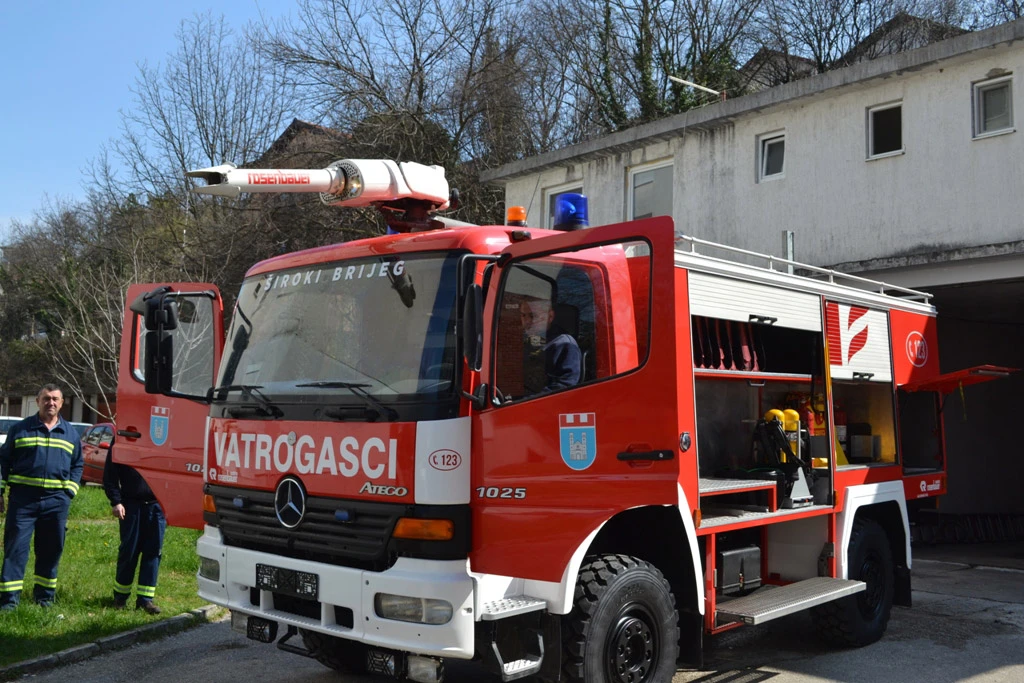 Širokobriješki vatrogasci napokon dobili navalno vozilo