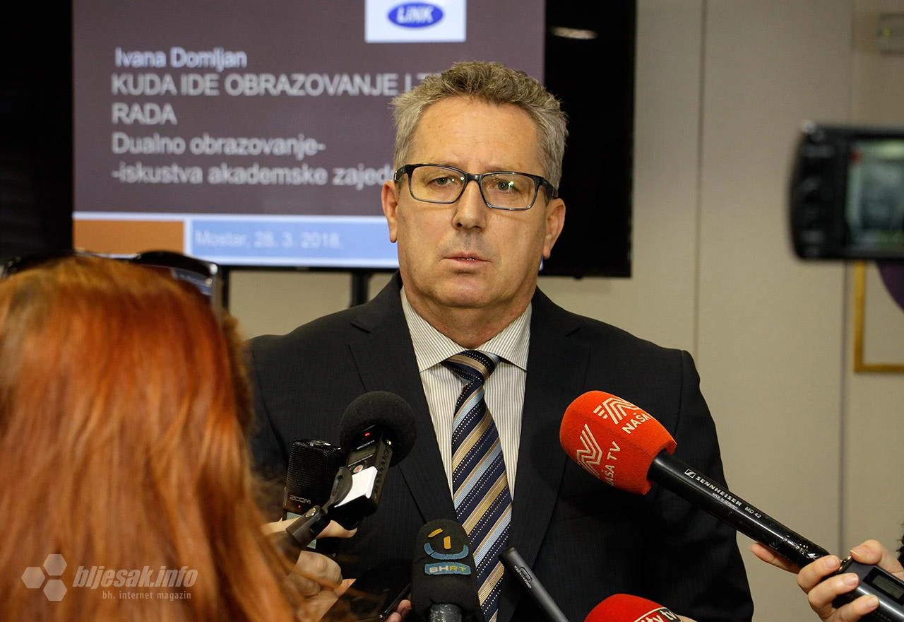 Motivirati djecu da upisuju strukovne škole u HNŽ