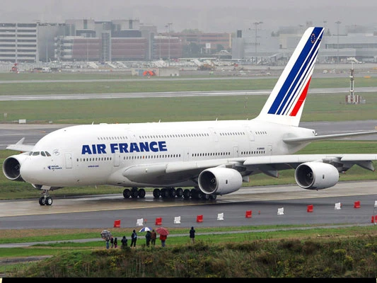 Air France zbog štrajka otkazao 25 posto letova