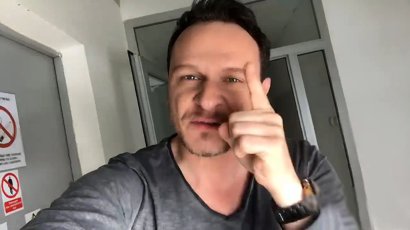 Enis Bešlagić nakon napada: Fuj!