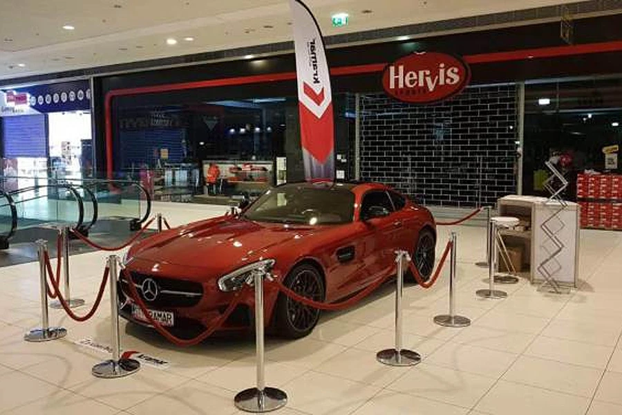 Mercedesov ljepotan apsolutni je hit splitskog auto sajma