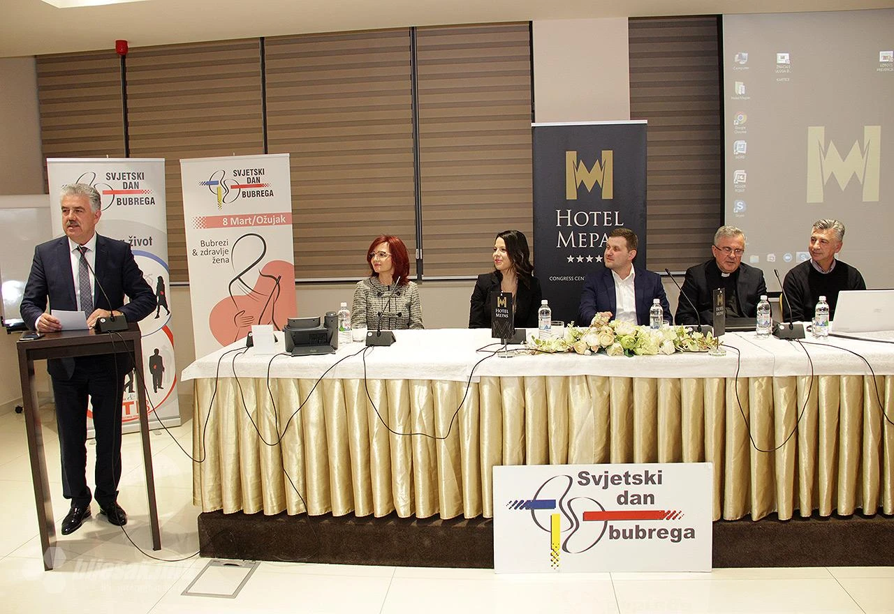 Premijer Herceg liječnicima obećao veće plaće