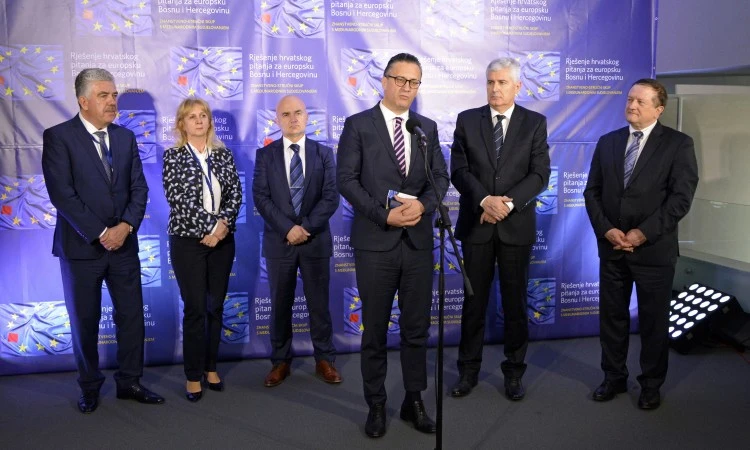 Završen skup u Neumu: Treba promijeniti Ustav, Izborni zakon, ubrzati EU put...
