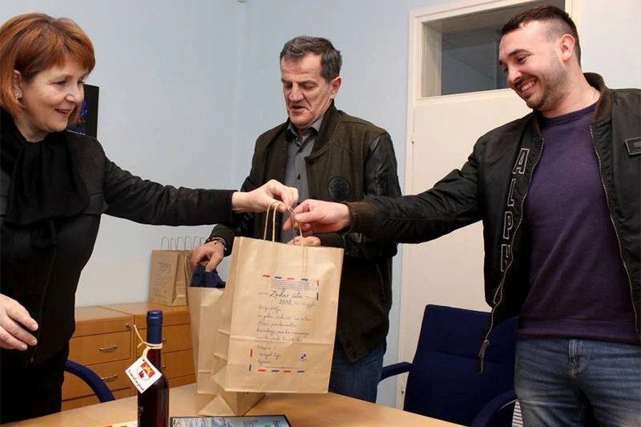 Gradska knjižnica Tomislavgrad dobila 150 knjiga na dar