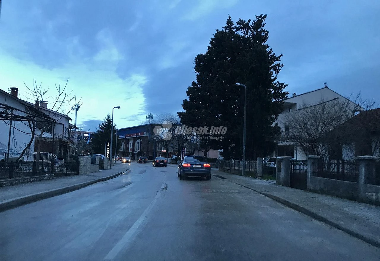 Široki Brijeg: Pecarom se izlio beton iz miksera