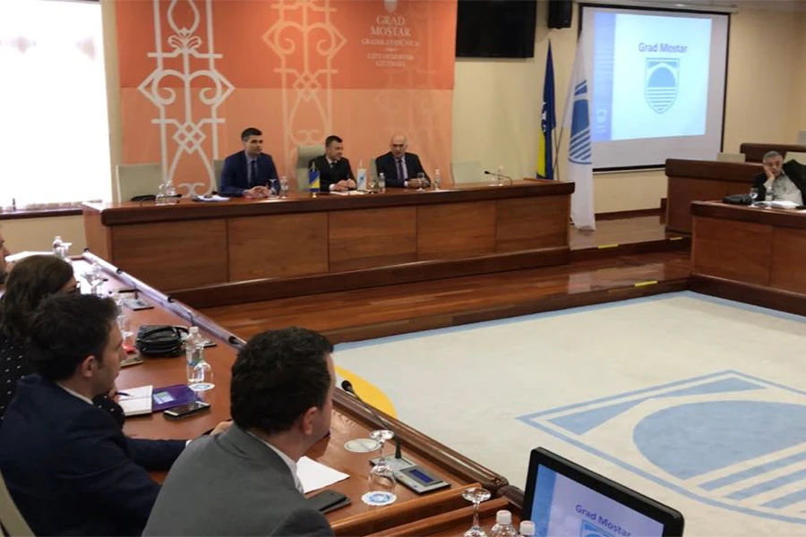 Novinarima zatvorena vrata za pregovore o izborima u Mostaru