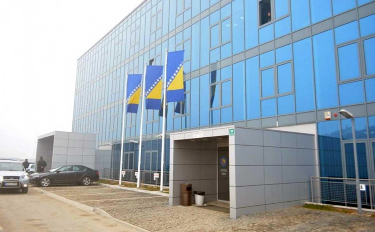 Svjedok: Unošenje negativnih saznanja u Službi za poslove sa strancima