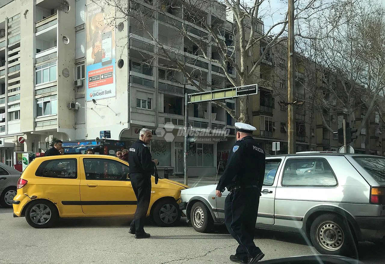 Mostar: Lakši sudar Hyundai Getza i Golfa II