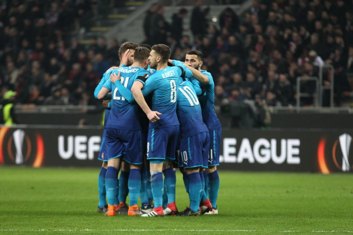 Arsenal pobijedio u Milanu, Salzburg u Dortmundu