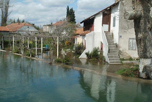 Nagli rast rijeka