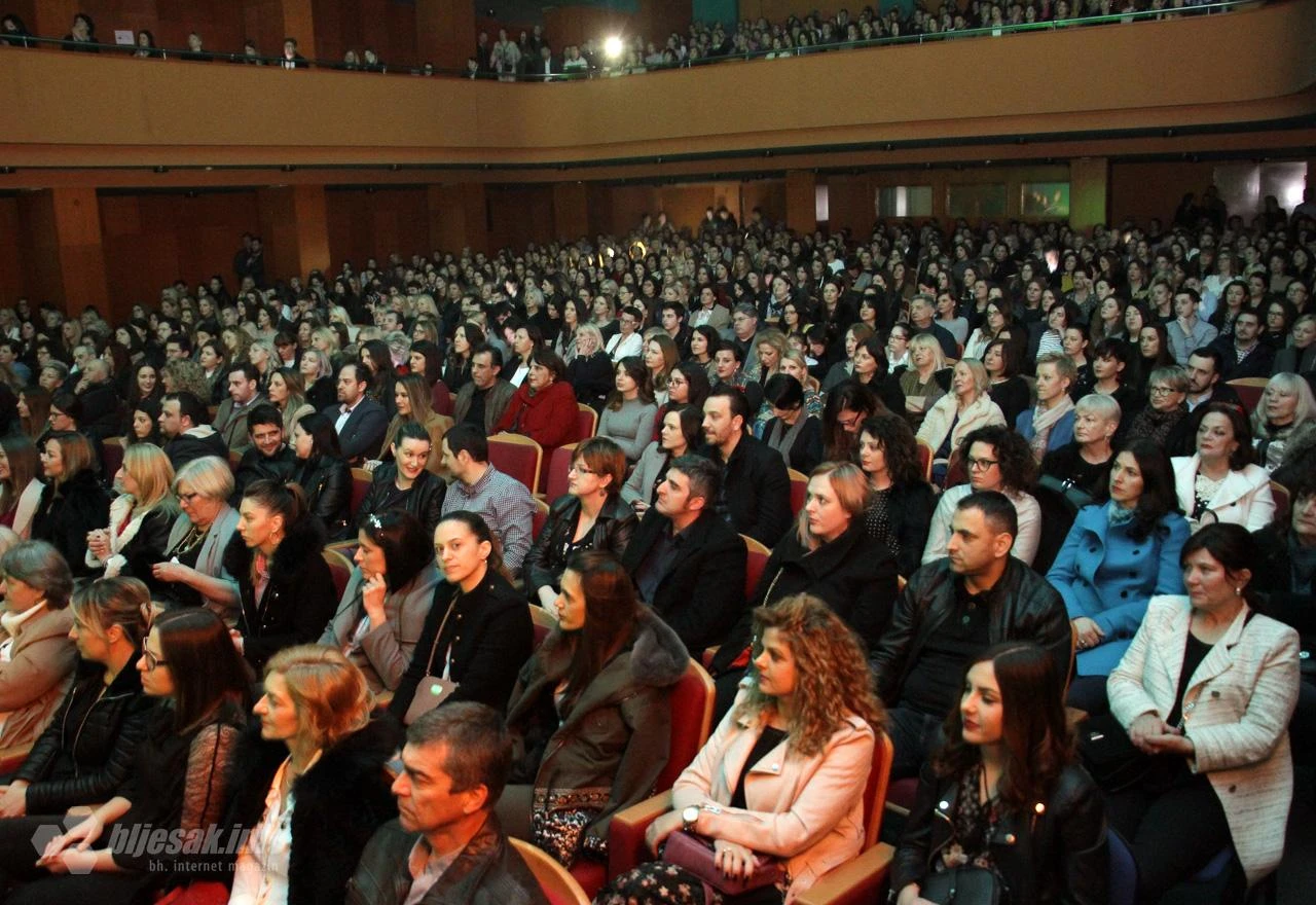 #massimoukosaci: Koncert pod pokroviteljstvom HT Eroneta u prepunoj Kosači oduševio Mostarce!