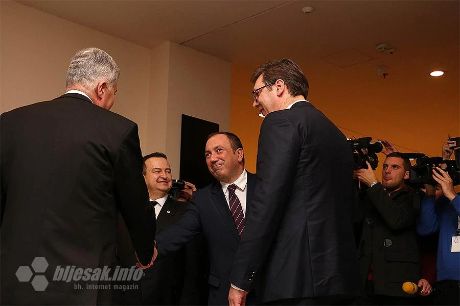 Dužnosnici regije raspoloženi na sastanku u Mostaru