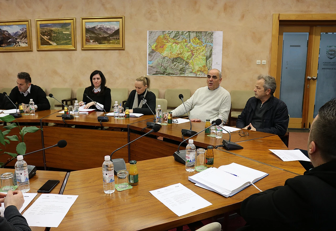 Gospodarstvenici Jablanice i Prozor-Rame diskutirali o parafiskalnim naknadama