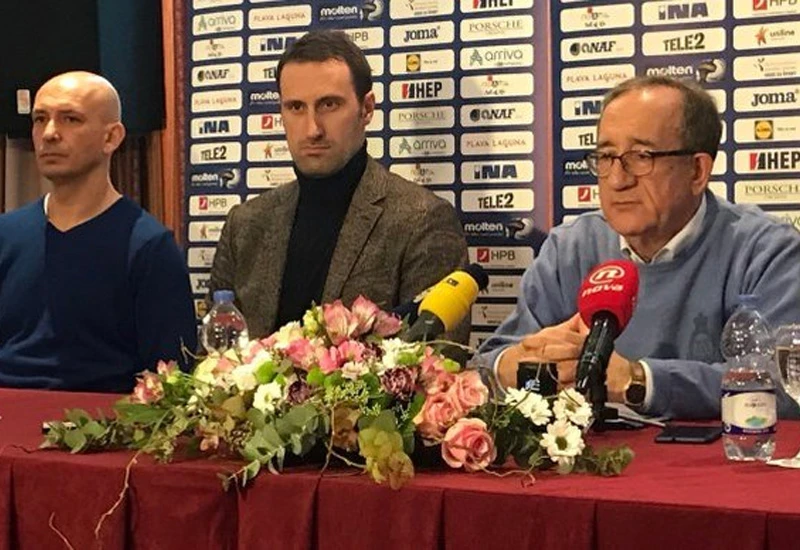 Dominiković novi Červarov pomoćnik, Vori direktor reprezentacije
