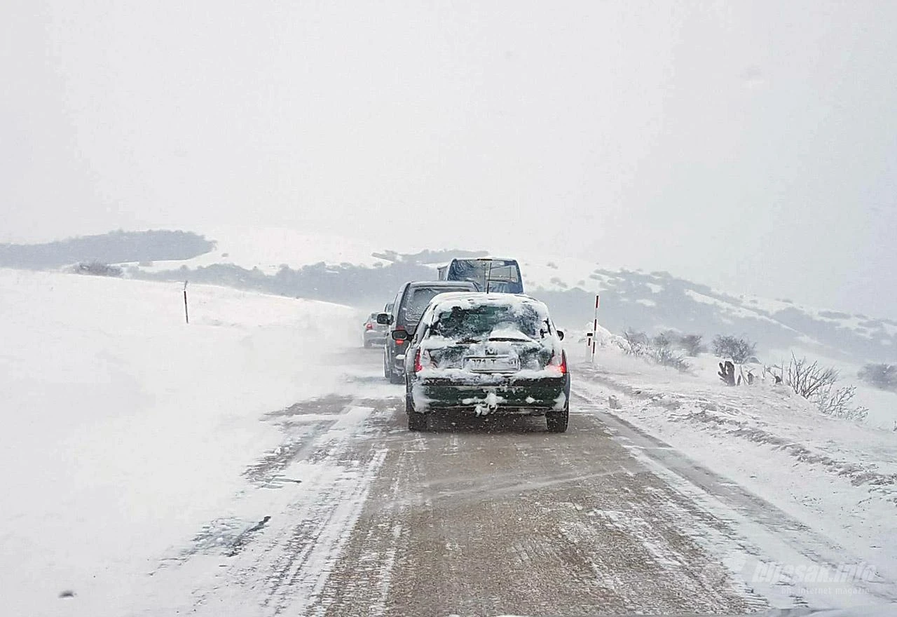 Obustavljen promet na cestama Kupres-Šipovo i Rakitno-Blidinje