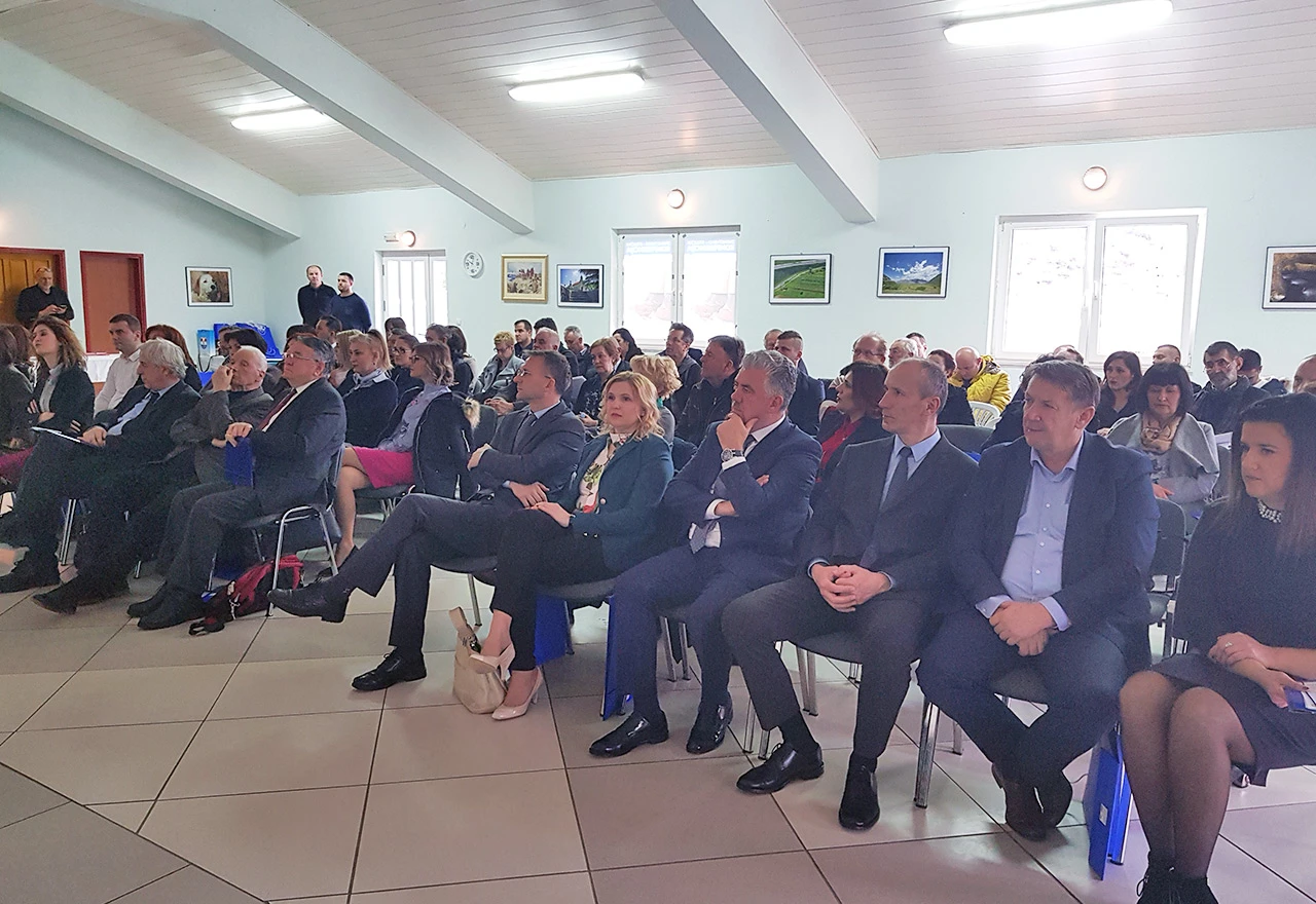 Problem neusuglašenosti katastra i zemljišnih knjiga sa stvarnim stanjem na terenu