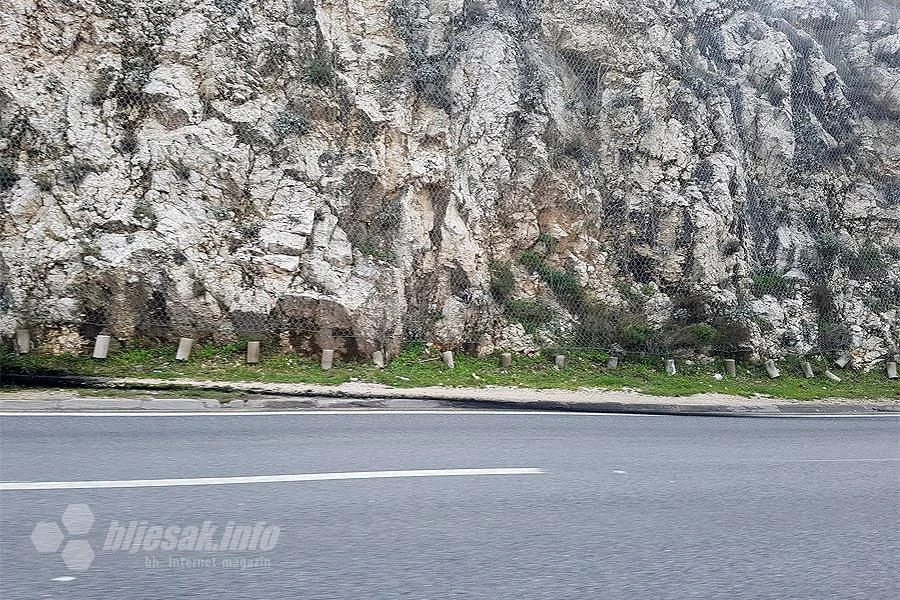 Planuo automobil na mostarskom Bulevaru