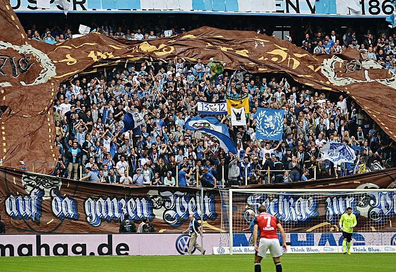 Čak 12.000 navijača putuje na derbi četvrte lige!