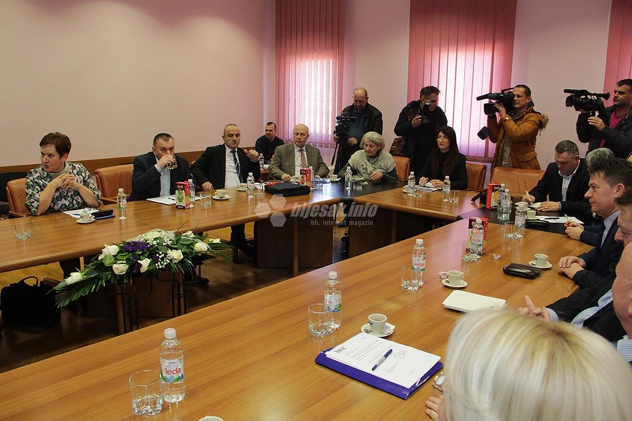 Najavljen trilaterarni susret: BiH može uspjeti ''u paketu''