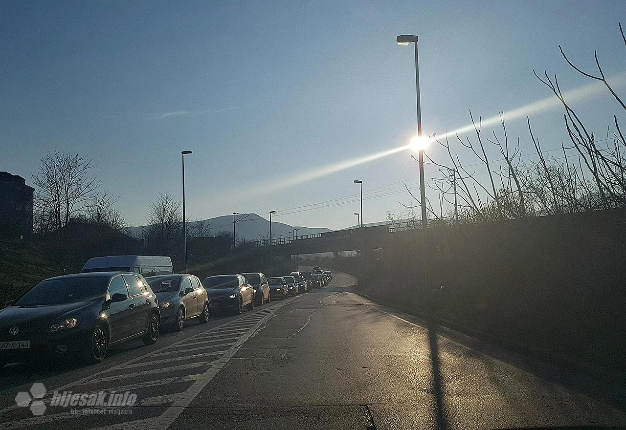 Mostarski vozači ogorčeni: Most nema svrhu, gužve su još veće