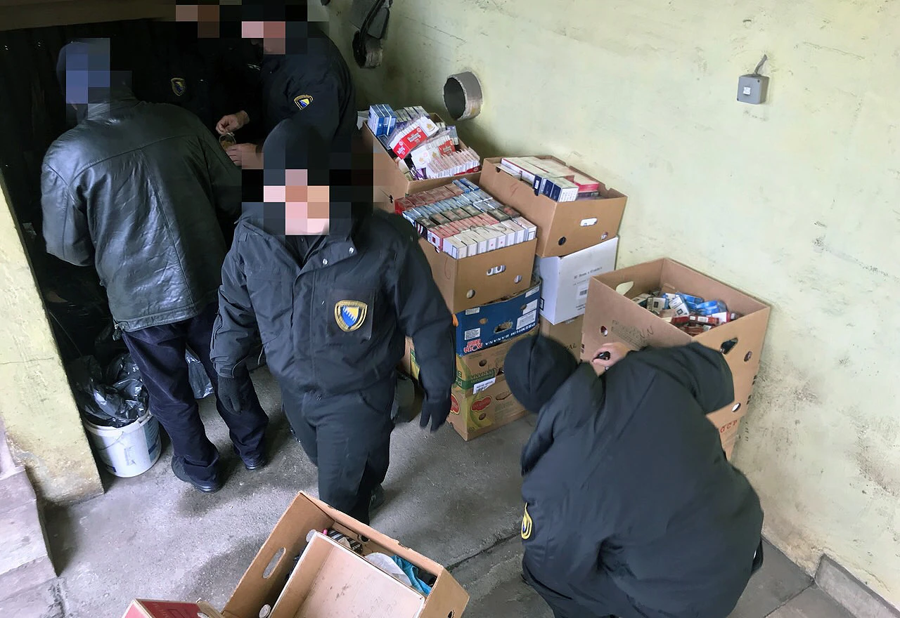 Zaplijenjene cigarete i duhan u vrijednosti 80.000 KM