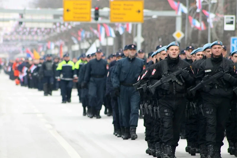 Zvizdić će zatražiti informacije o nabavci oružja za policiju u RS-u